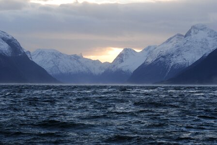Hjørundfjorden storfjorden winter