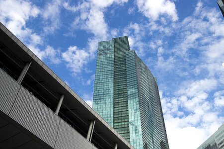 85 Building