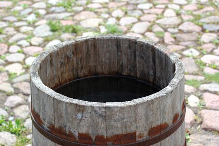 Barrel wooden rain