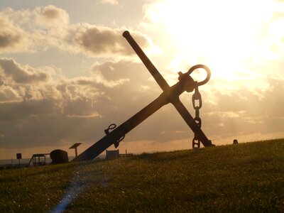 Metal sun backlighting