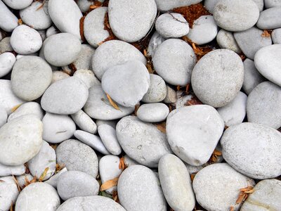 Big stone stone smooth stone