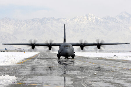 C-130 Hercules Through the slush