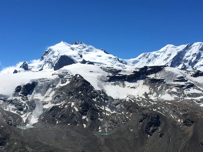 Hiking trail leading to the Oberrothorn photo