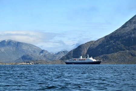 Cruise ship Menie Schiff standing still in the open sea