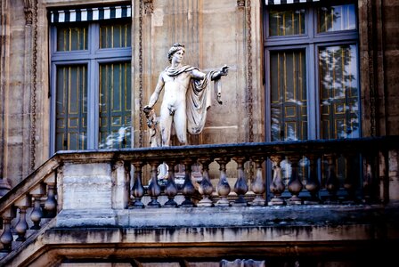 Statue naked man windows