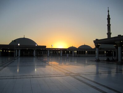 Roof men praying photo