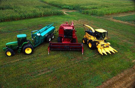 Corn tractor combine