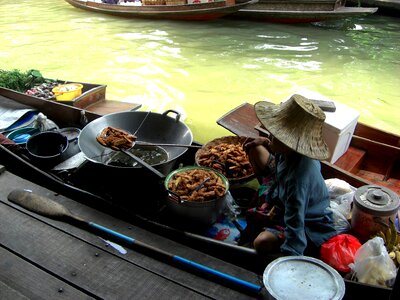 Floating-market food cooking photo