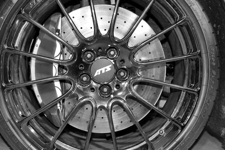 Aluminum black and white brake photo