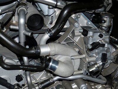 Technology engine compartment carburetor