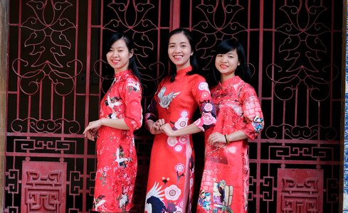 Beautiful Young Chinese Girls photo