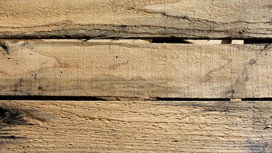 Layer wood pallet photo