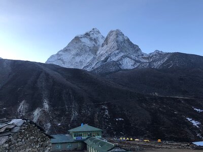 Himalayas trail on the way to Everest base camp