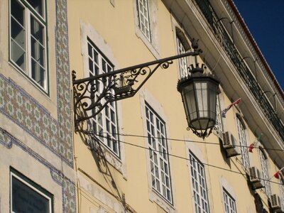 Lamp lisbon facade