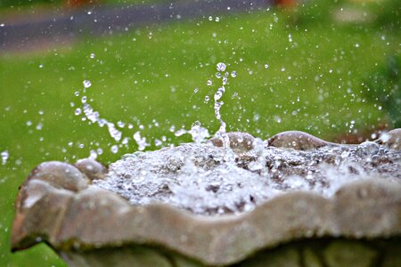 Liquid fountain close-up photo