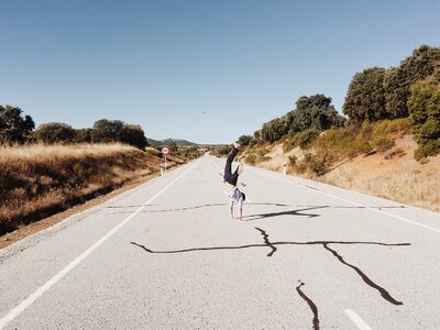 Asphalt hand man