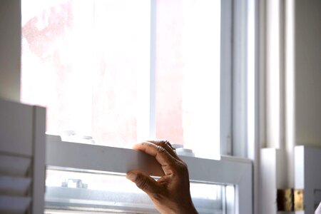 Close window 