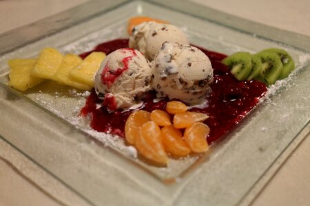 Feasting ice cream sweet dish