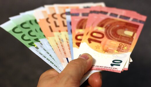 Hand banknote currency photo