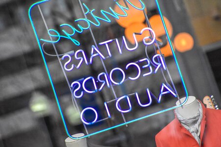 Color display text