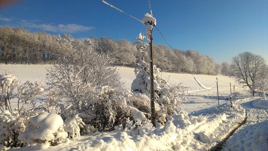 Deep snow strommast power line