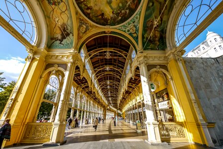 Mari��nsk̩ l��zn�� lobby architecture