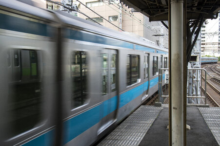2 Keihintohoku Line