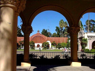 Balboa column garden