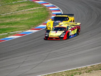 Driving vehicles fia gt photo