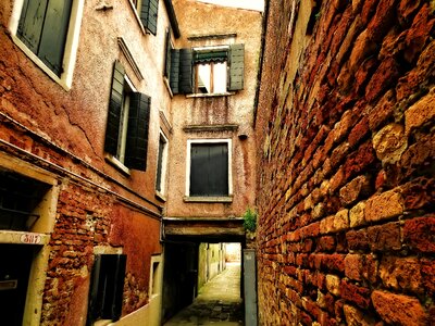 Italy alley lane photo