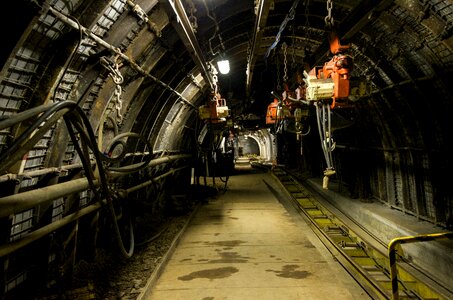 Machine dark tunnel photo