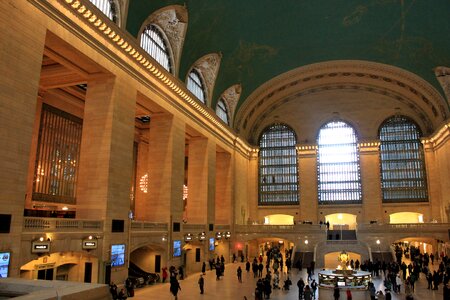 Main lobby at Grand Central Terminal circa New York