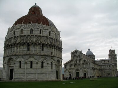 Pisa architecture building photo