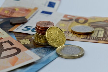 Cent crisis interest
