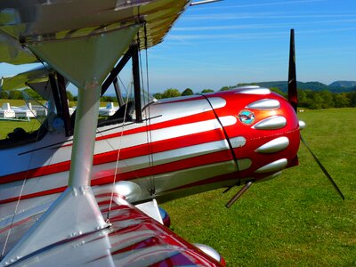 Flying red white