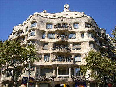 Barcelona gaudí architecture photo