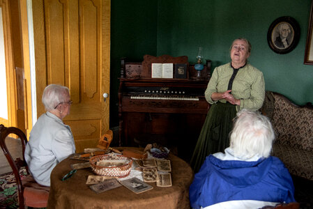 Storytelling in the room at Old World Wisconsin