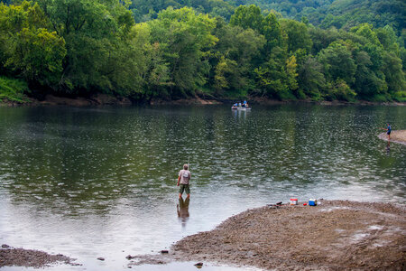 People fishing on the Cumberland River Tailwater-1 photo