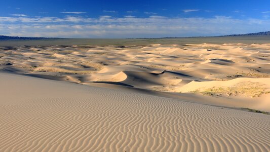 Sand dune structure desert landscape photo