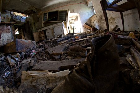 Shoe old chaos