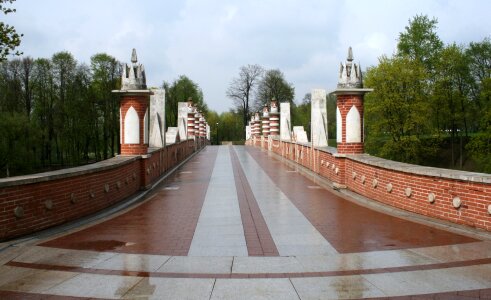 Red and white pillars lights photo