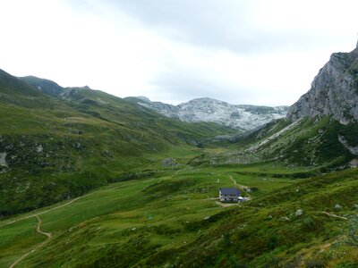 Mountain hut hut stay photo