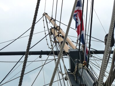 Rahen sailor ship
