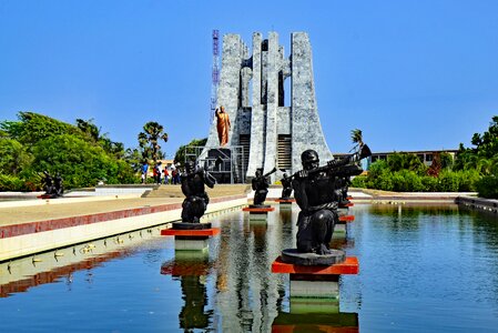 Monument water statue photo