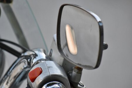 Detail gearshift glass