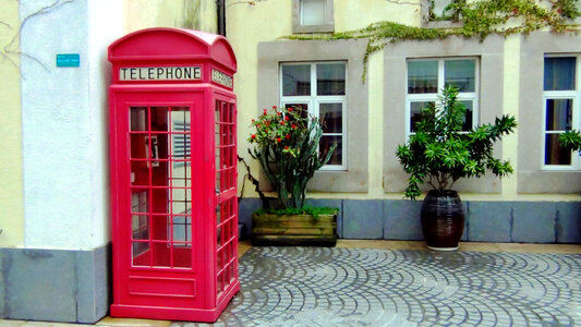 Telephone booth photo