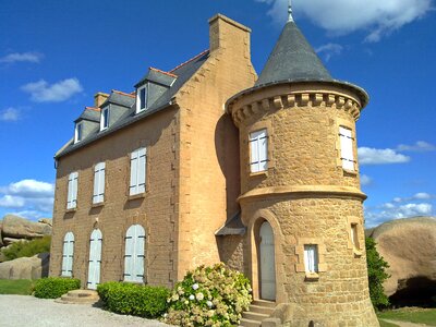 Brittany côte de granit rose breton home