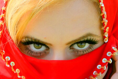 Arabic red coloring