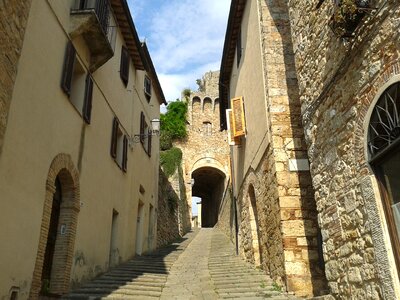 Construction architecture tuscany