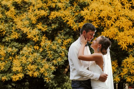 Groom bride love photo